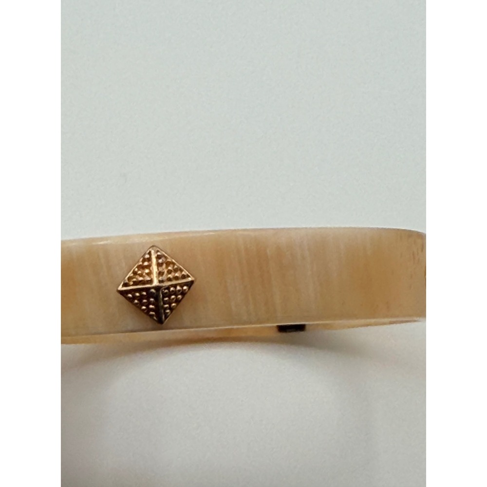 Honey Amber Resin Bangle Bracelet Gold Tone Pyramid Stud Boho Modernist Earthy - Picture 5 of 7